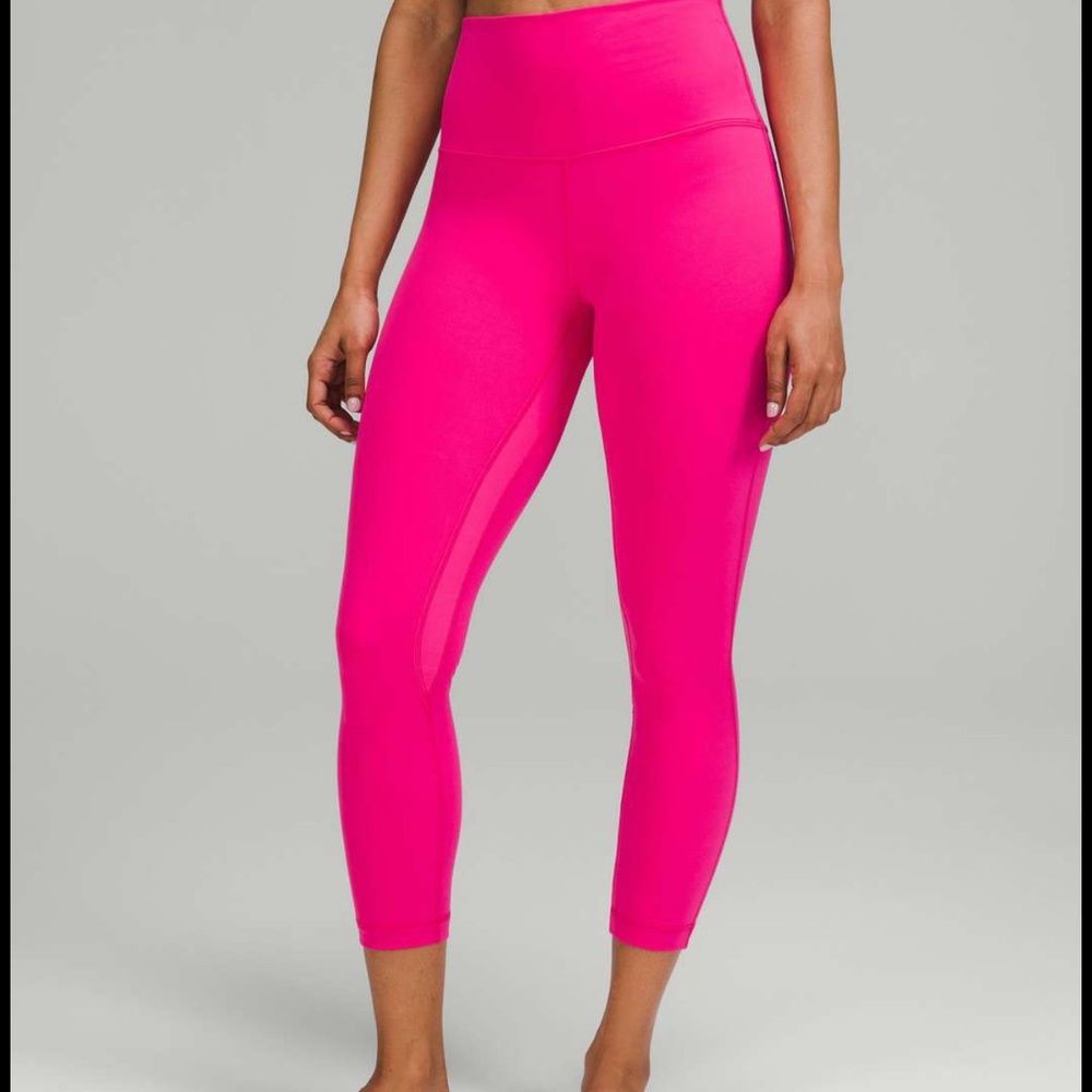 NWOT Pink Lululemon 28” align leggings